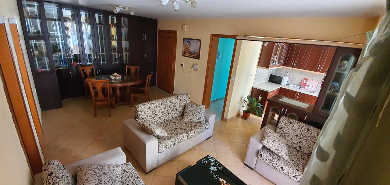 Enjoy Apartment Sarandë Buitenkant foto